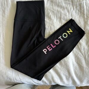 Peloton Lululemon Black Leggings Align size 8